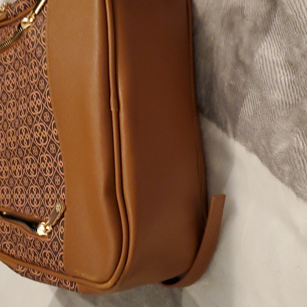 Daisy Fuentes backpack purse - Picture 8 of 8